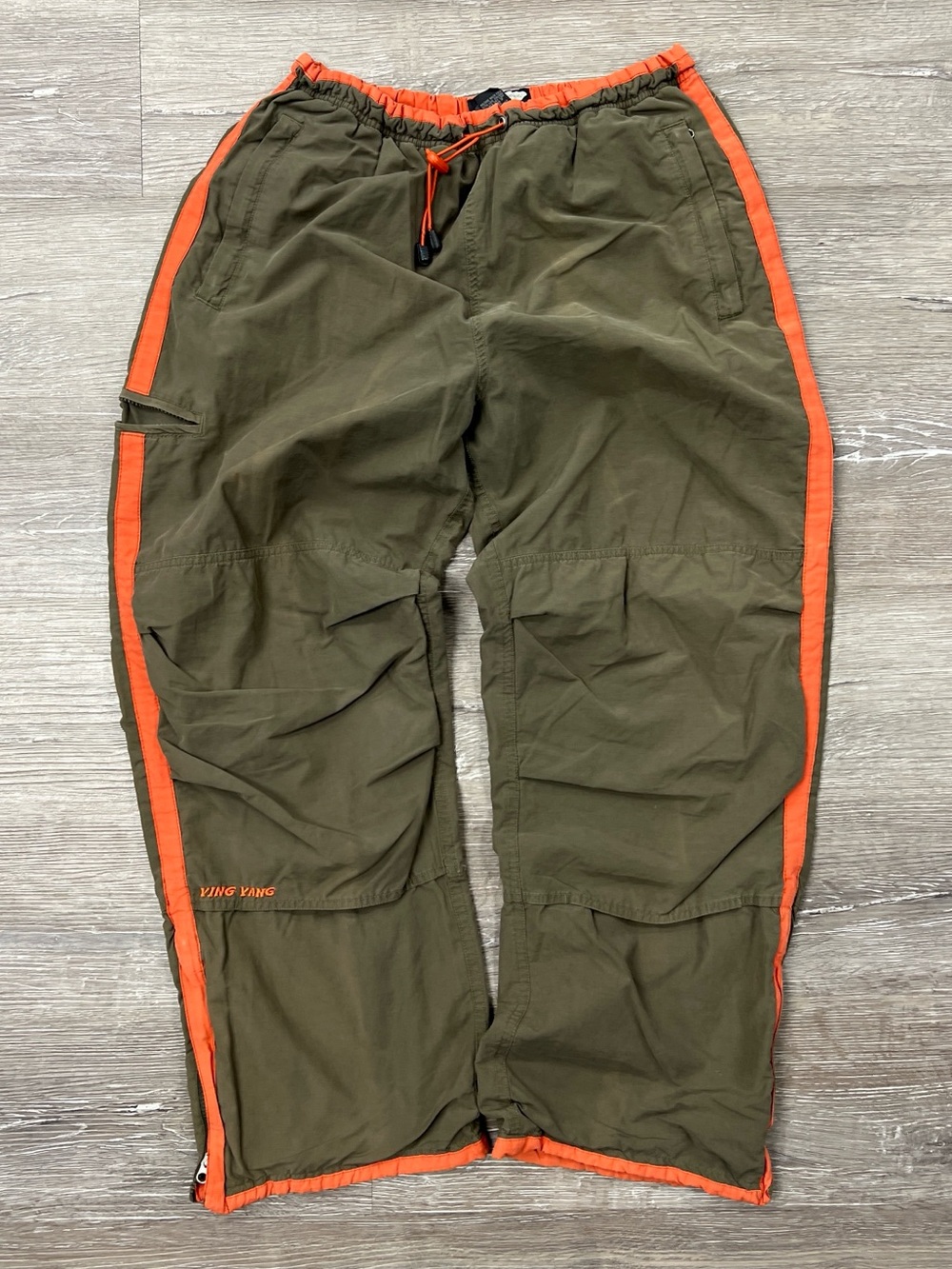 Vintage Y2K Ying Yang Baggy Wide Legged Parachute Pants Mens Size Medium